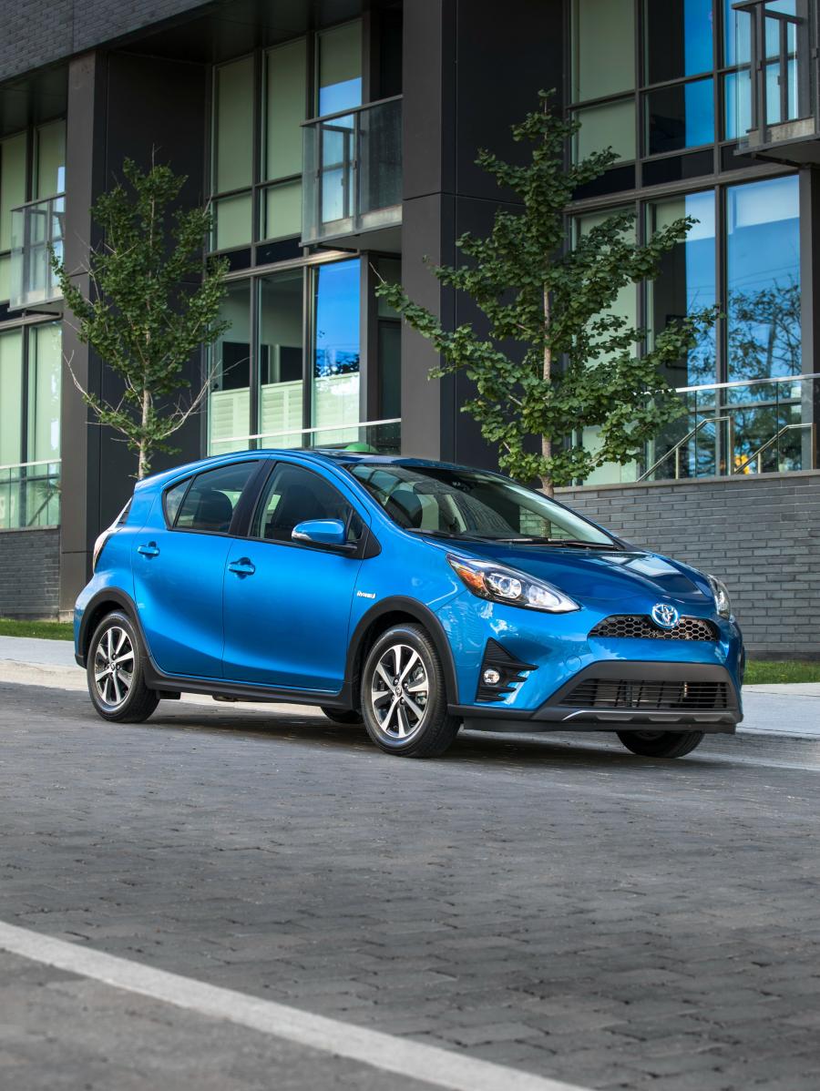  Toyota Prius c 2018 года  (фото 4 из 20)